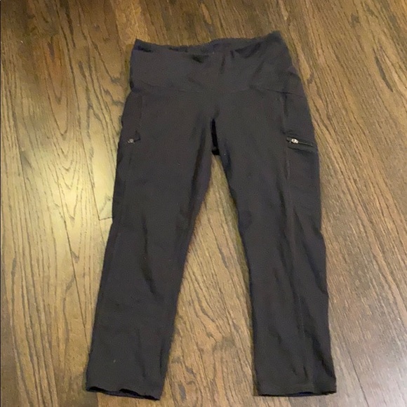 Athleta Pants - Athleta Black Crop Cropped Leggings Zip Pockets XS